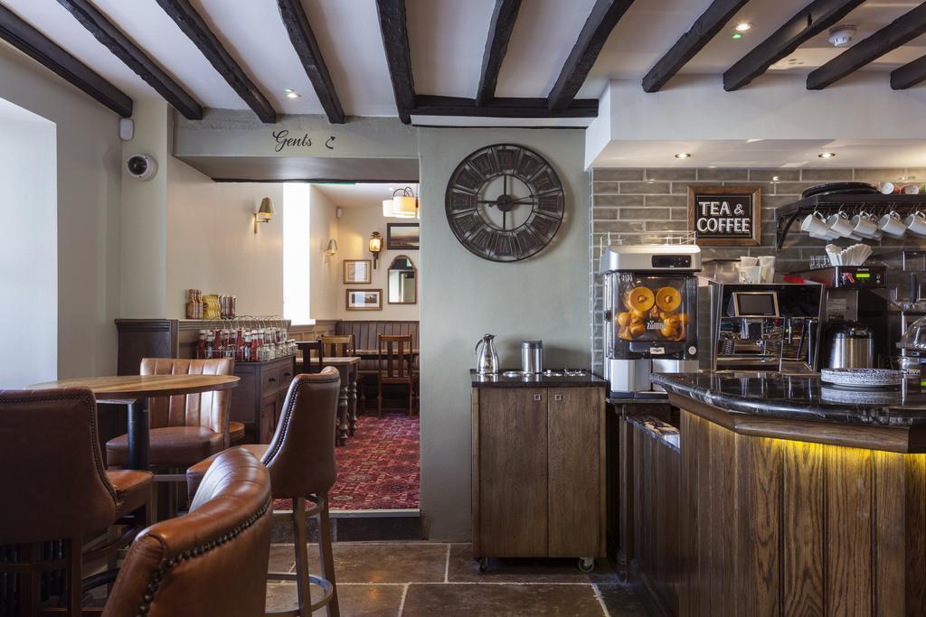 The White Hart Hotel Wetherspoon Okehampton Exterior foto