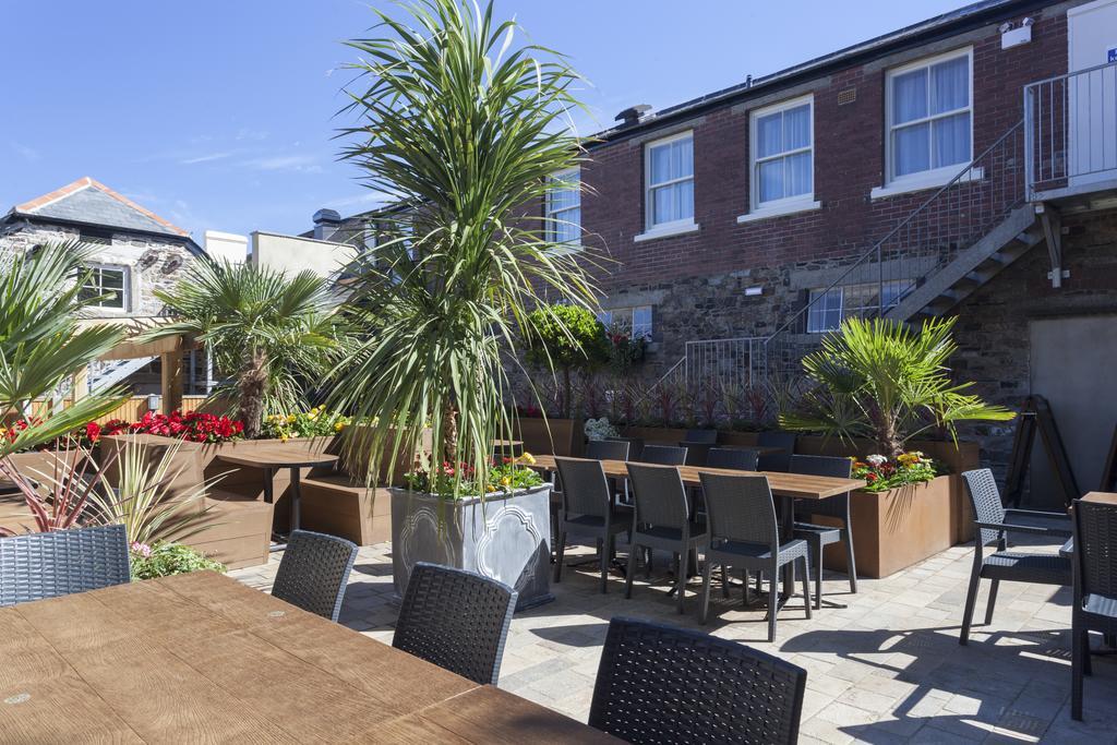 The White Hart Hotel Wetherspoon Okehampton Exterior foto